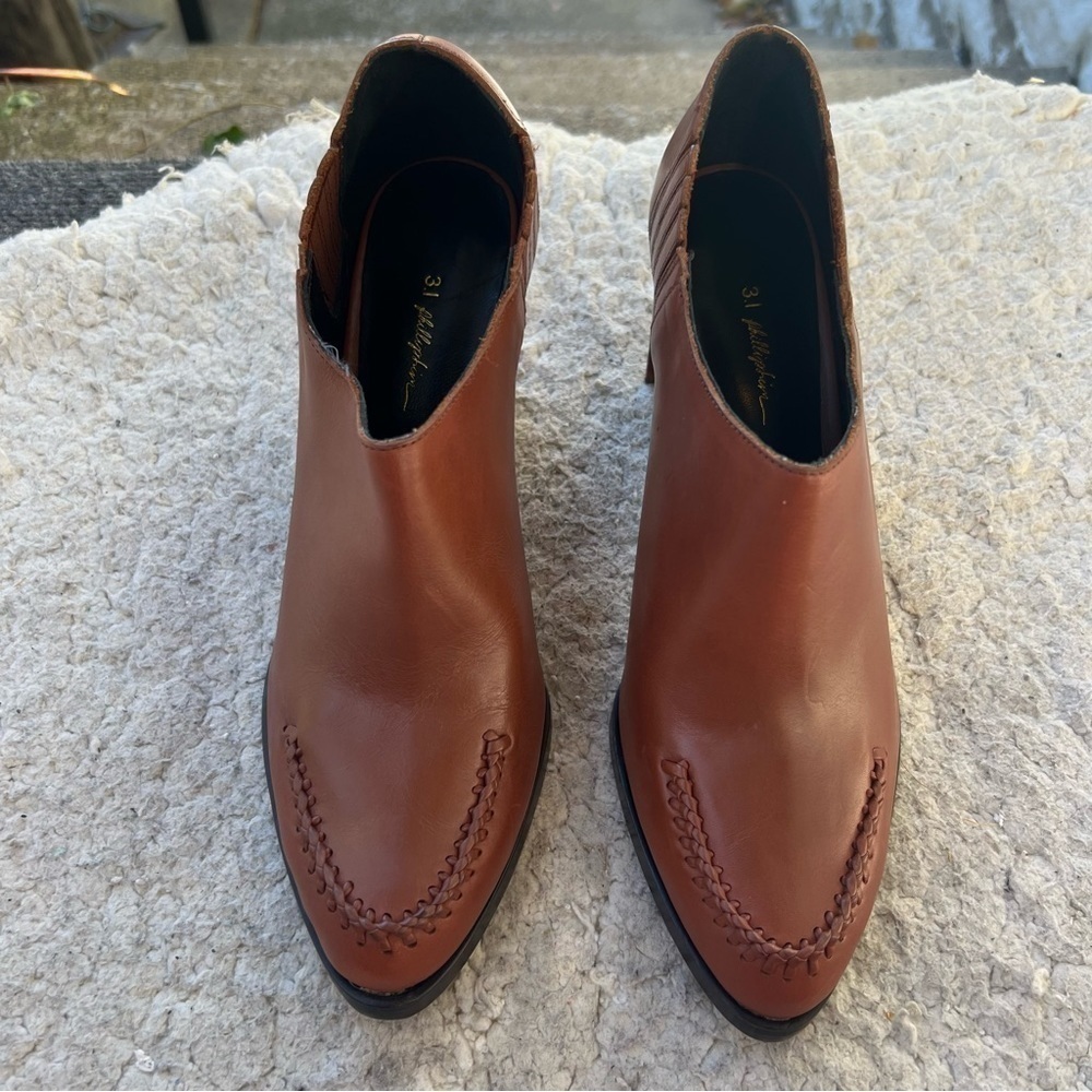3.1 Phillip Lim 3.1 Lara Low Cut Brandy Leather Chelsea Heel Ankle Booties - Picture 2 of 14